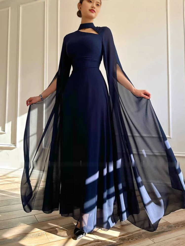 Robe_cape_bleu_marine