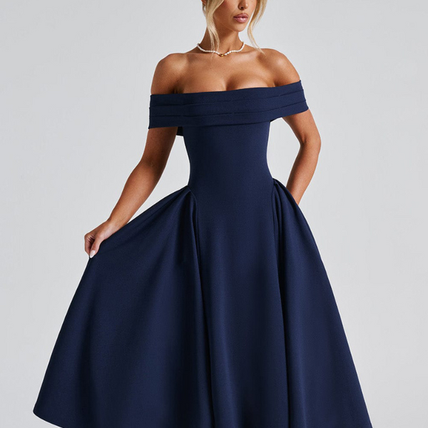 Robe_invitee_mariage_bleu_marine