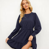 Robe bleu marine à volant