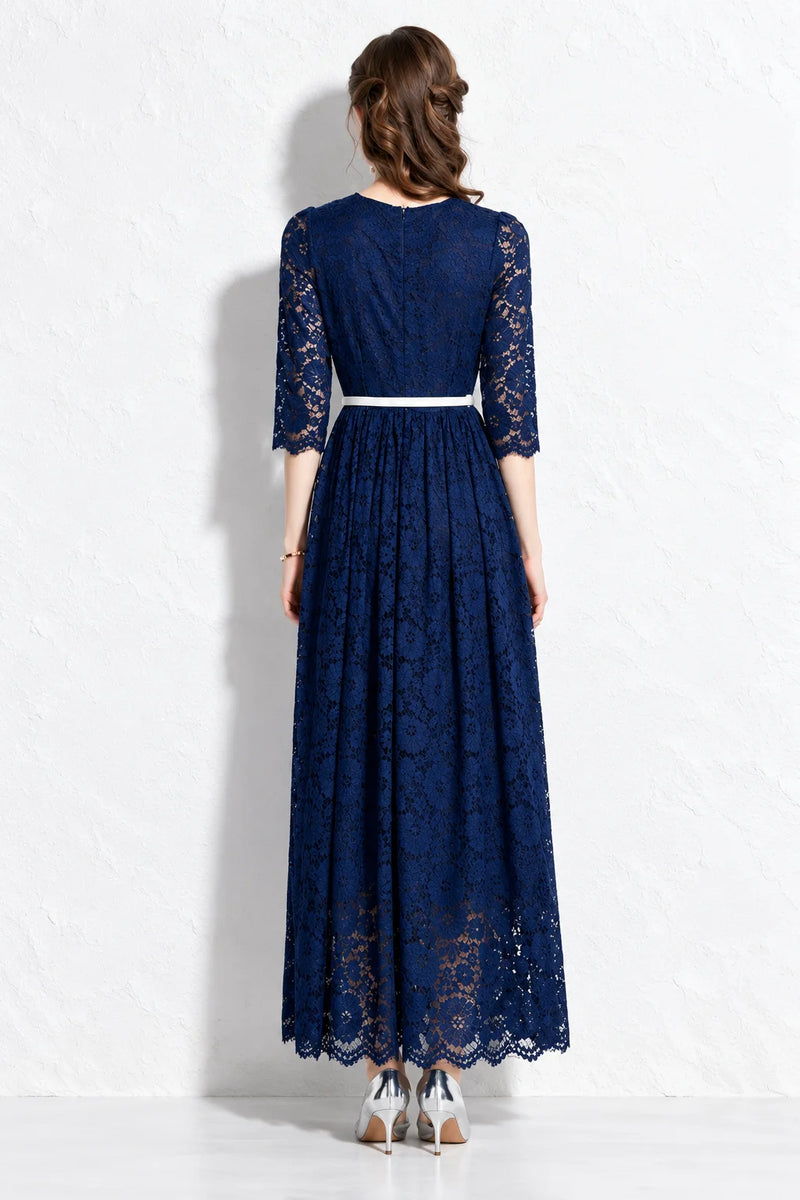Robe bleu marine dentelle mariage