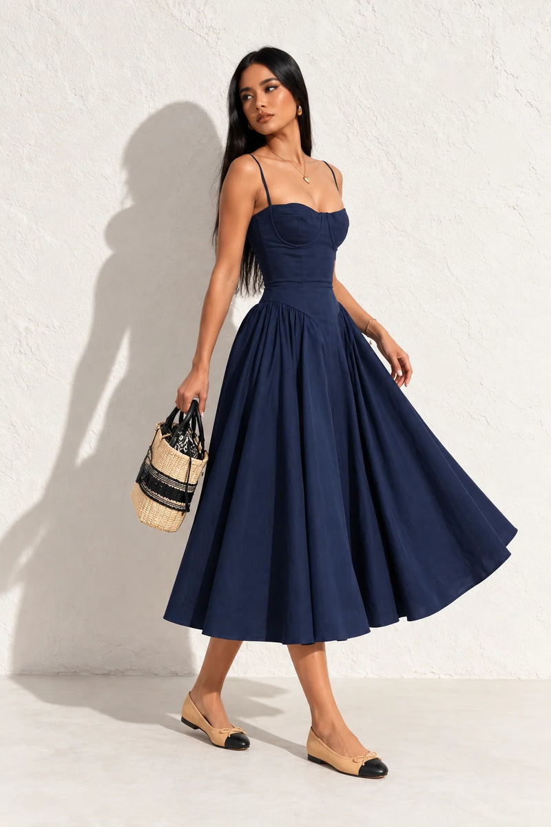 Robe bleu marine élégante