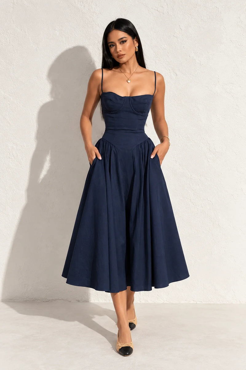 Robe bleu marine élégante