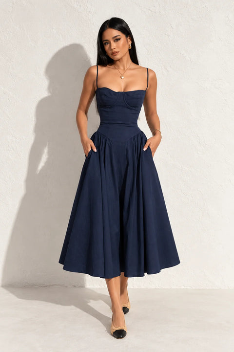Robe bleu marine élégante