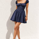  Bleu marine