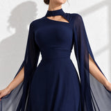 Robe cape bleu marine