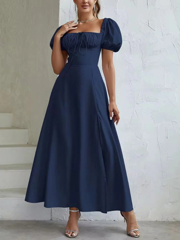 Robe longue couleur bleu marine fendue