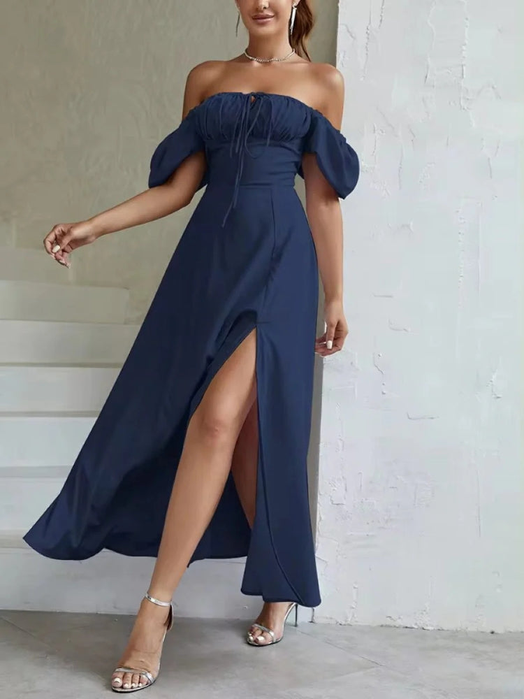 Robe longue couleur bleu marine fendue