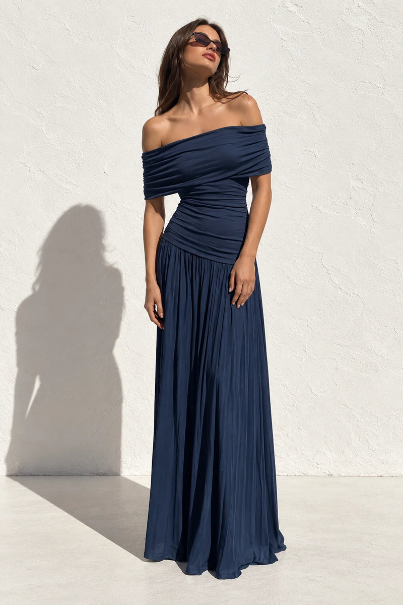 Robe longue plissée bleu marine