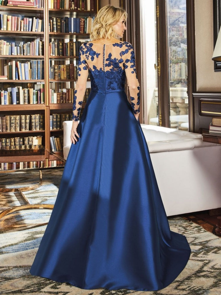 Robe de mère de la mariée bleu marine