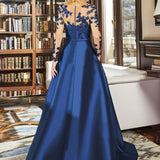 Robe de mère de la mariée bleu marine