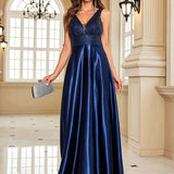 Robe satin bleu marine