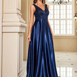 Robe satin bleu marine