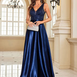 Robe satin bleu marine